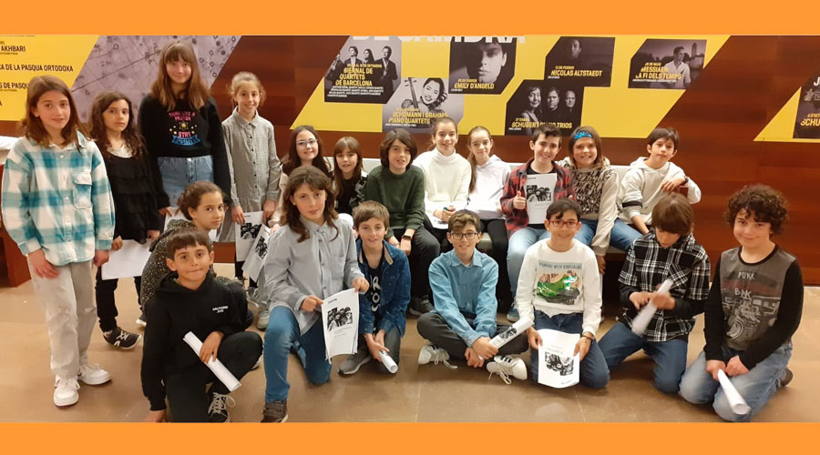 L'alumnat de cor de mitjans desplaçat fins a l'Auditori de Barcelona (Aj. La Seu)