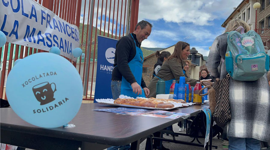 Les xocolatades també serveixen per a lluitar contra el càncer infantil (Associació Handball School)