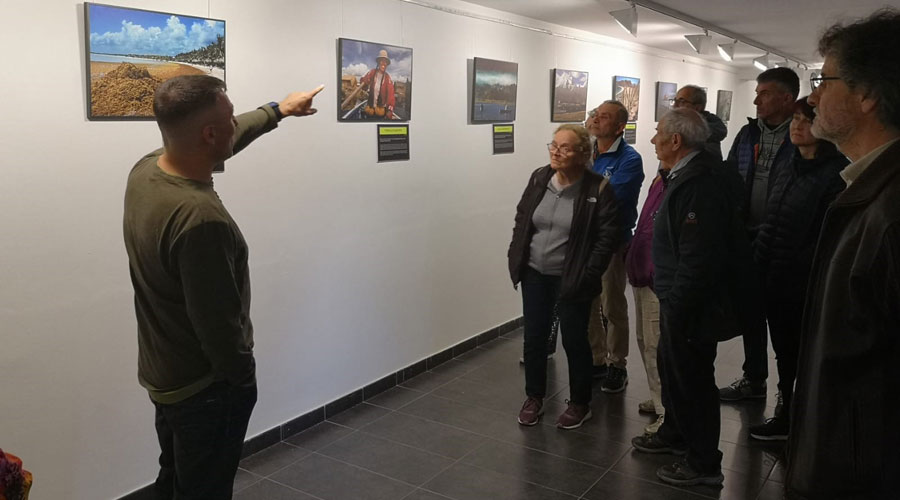 Inauguració de l'exposició de Sergi Reboredo sobre els efectes del canvi climàtic, a la Sala La Cuina (Foto: Espai Ermengol)