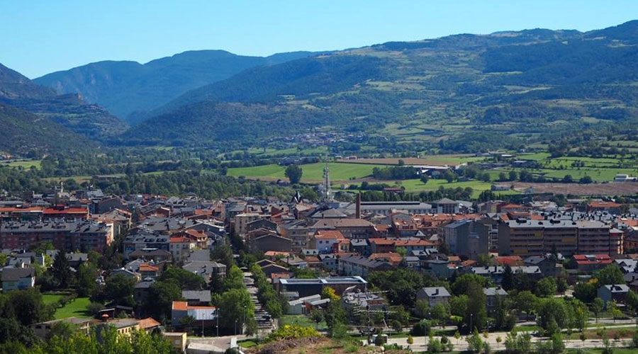 Panoràmica de part del nucli urbà de la Seu d'Urgell