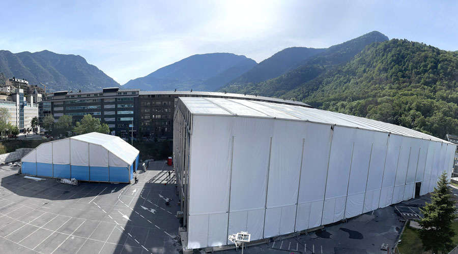 La carpa on es faran les funcions de FESTA, del Cirque du Soleil (Andorra Turisme)