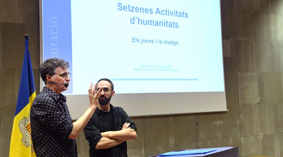 El filòsof Nemrod Carrasco, a l'esquerra (SFGA)