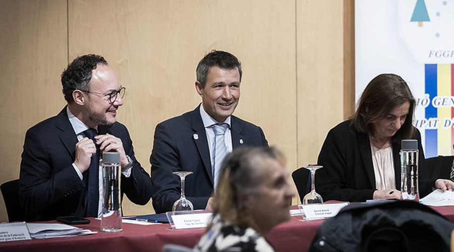 El cap de Govern, Xavier Espot, el cònsol major d'Andorra la Vella, David Astrié i la ministra Trini Marín (AndorraCapital)