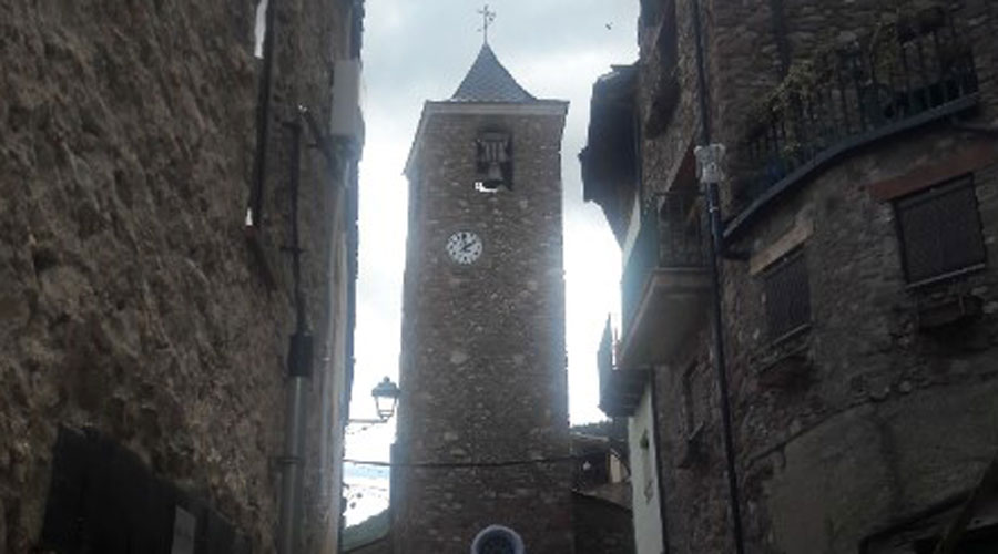 Campanar de l'església de Sant Serni, a les Valls d'Aguilar (Govern.cat)