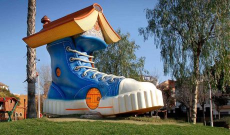 Una bota gegant al parc Francesc Macià de Malgrat