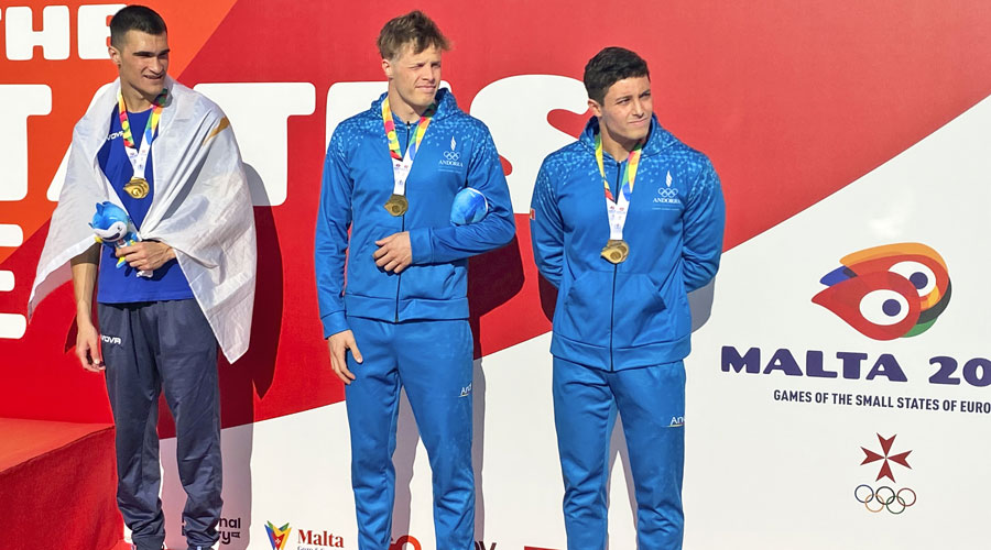 Els xipriota Loukas Marinos i els germans Lomero, els tres amb la medalla de bronze (FAN)