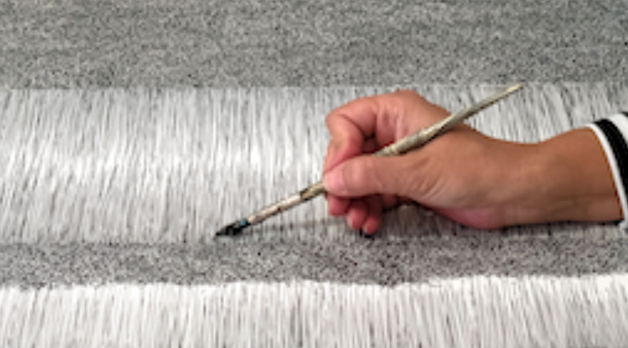 Les obres de l'artista Io Casino són en tinta i ploma de metall sobre paper (Io Casino)