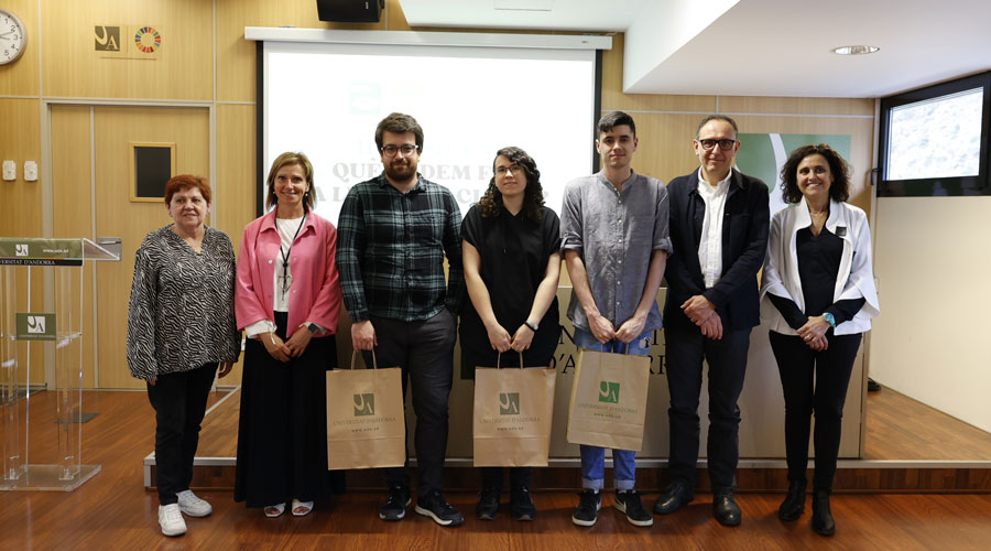Els guardonats del segon concurs ‘Què podem fer a l’UdA pel clima?’ (UdA)
