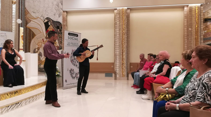 El FeMAP social també va oferir una actuació a Sant Julià (FeMAP)