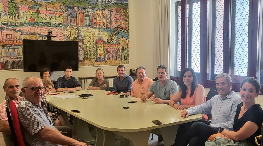 Els membres de la Mancomunitat de municipis per a la promoció de l’esquí nòrdic (Aj. la Seu)
