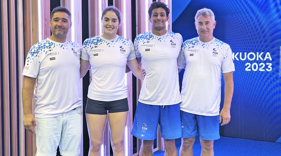 Nàdia Tudó amb la resta de la delegació andorrana als campionats de Fukuoka (FAN)