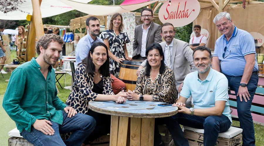 Autoritats nacionals i parroquials en la jornada inaugural de la Serenalla (Eduard Comellas)