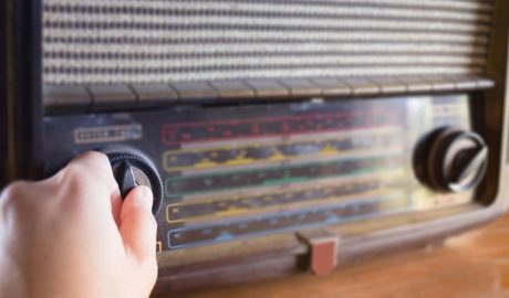 Un aparell de ràdio antic