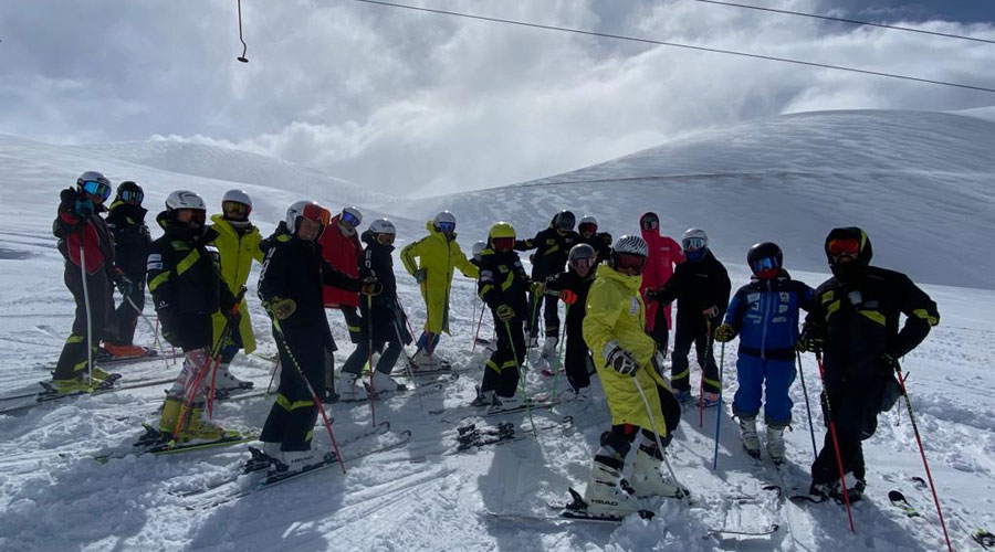 L’equip U16 del programa Esquí Estudi Batxillerat Esportiu (EEBE). Foto: FAE