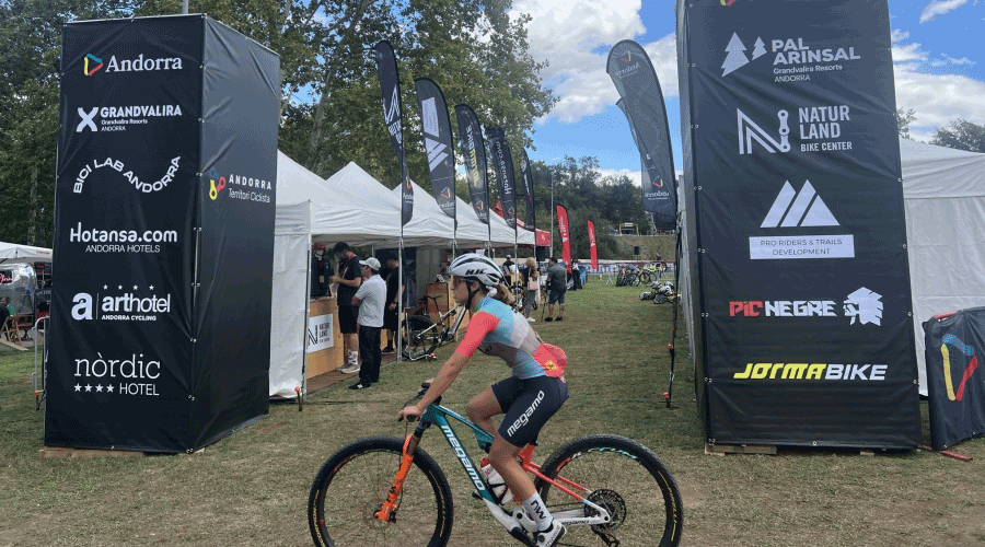 Estands del festival Sea Otter Europe a Girona amb presència andorrana (Andorra Turisme)