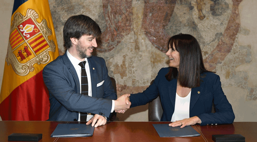 El síndic, Carles Enseñat i la ministra, Mònica Bonell (SFGA)