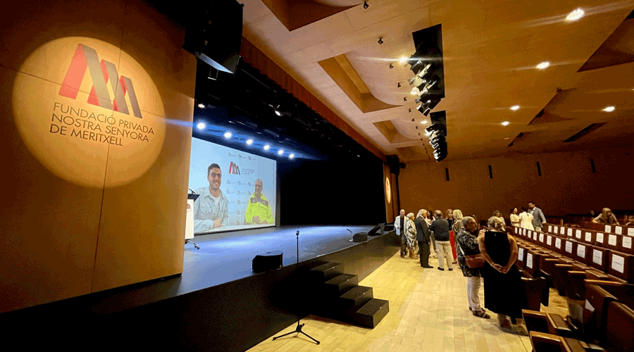 Escenari on ha tingut lloc la conferència de la fundació (FPNSM)