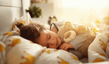 Un infant dormint plàcidament