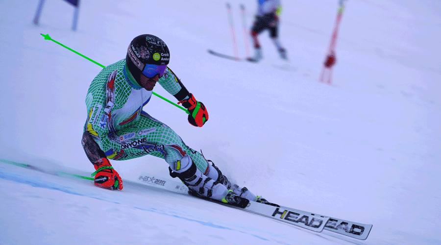 Joan Verdú esquiant a Pitztal (FAE)