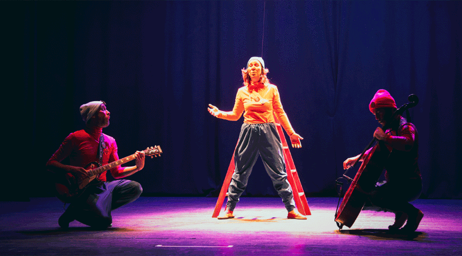 Imatge de l'espectacle infantil Tararí (Juliana dos Santos / FONCA)