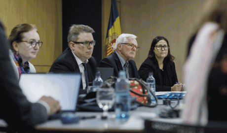 Membres de la Comissió europea contra el racisme i la intolerància reunits al Govern