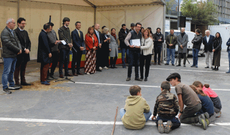 El ministre Guillem Casal, segon per l'esquerra, amb altres autoritats i ramaders del país