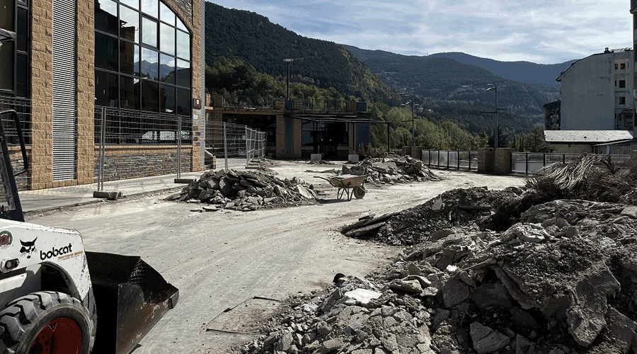 La plaça de la Ciutadania sent sotmesa a millores (Comú de la Massana)