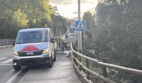 Inici de les obres de construcció d'una passera per a vianants a l'entrada oest de la Seu