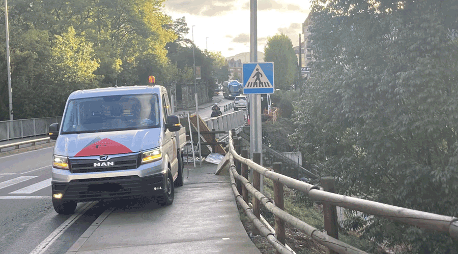 Inici de les obres de construcció d'una passera per a vianants a l'entrada oest de la Seu (RàdioSeu)