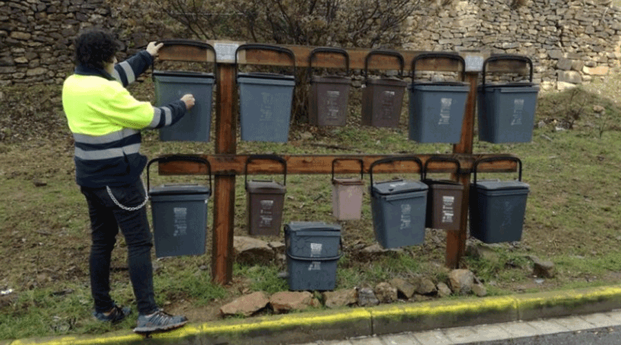 Un punt de recollida selectiva a l'Alt Pirineu i Aran (Govern.cat)