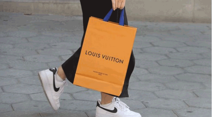 Imatge d'una bossa d'una marca de luxe | ACN - Miquel Vera / AMIC