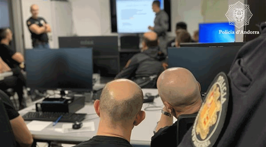 La Policia planificant la seguretat del partit de seleccions de futbol entre Andorra i Israel (Policia d'Andorra)