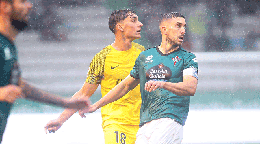 La segona part del Ferrol - Andorra s'ha disputat sota una intensa pluja (FC Andorra)