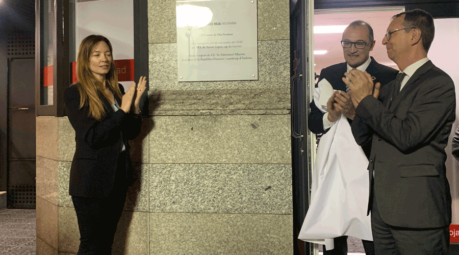 La ministra Helena Mas en la inauguració del centre de dia Paraires a Escaldes (Creu Roja)