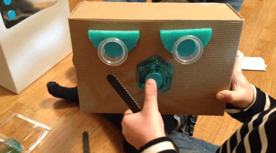 Els infants hauran de crear un robot amb elements reciclables (Comú d'Andorra la Vella)