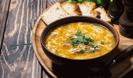 Un saborós bol de sopa, ideal per a la tardor i l'hivern