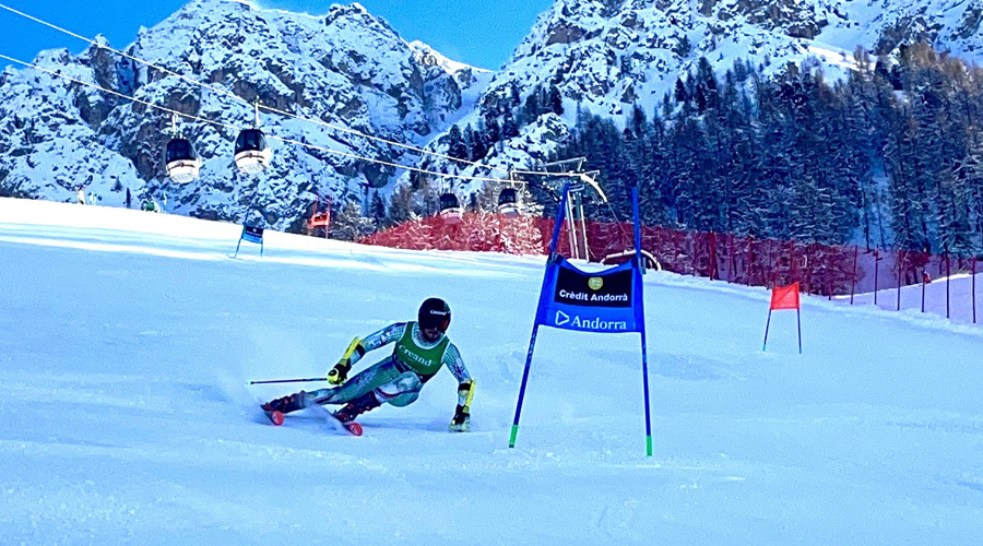 Àlex Rius a Kronplatz, durant un entrenament de gegant (FAE)