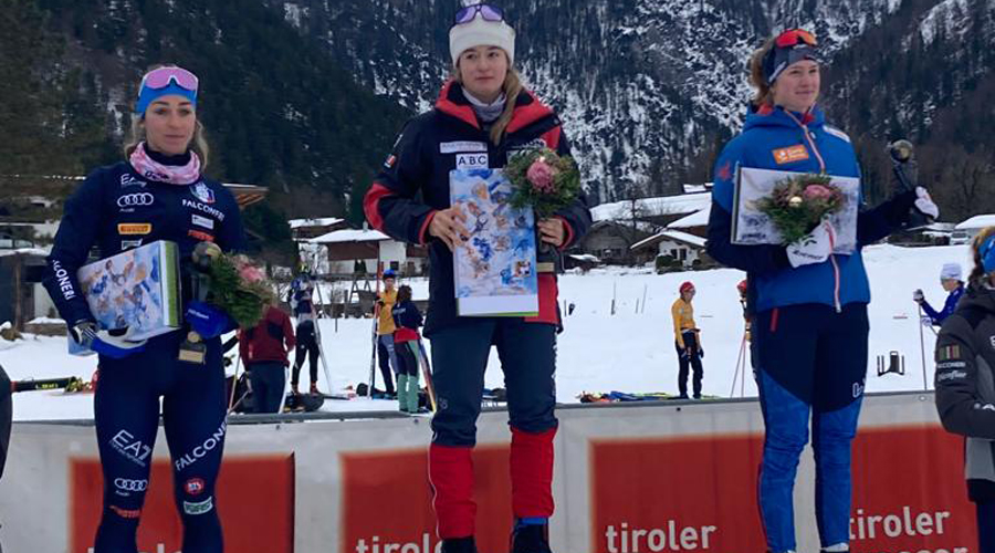 L'andorrana, Gina del Rio, dalt de tot del podi a Sant Ulrich am Pillersee (Àustria). Foto: FAE