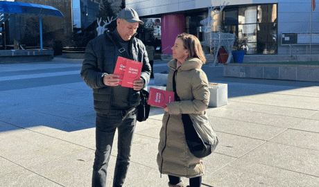 Mustafa Ben Moussa i la candidata a cònsol major a Encamp, Marta Pujol