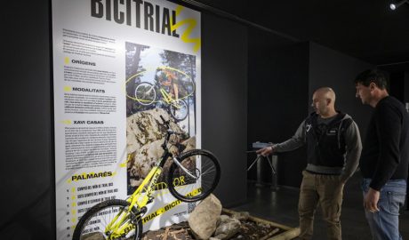 La mostra sobre el bicitrial romandrà al Bici Lab fins al 2 de març