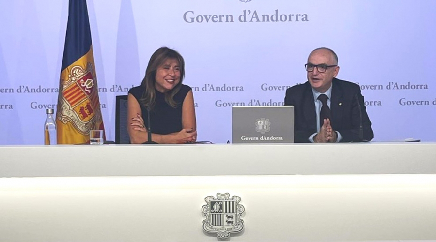 Els ministres Conxita Marsol i Ramon Lladós en la seva compareixença després del Consell de Ministres (SFGA)