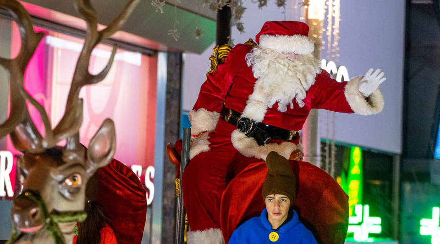 La visita del Pare Noel, a Escaldes, en un Nadal anterior