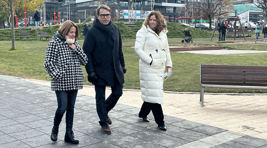 Rosa Gili a l'esquerra i Laura López a la dreta (CONSENS)