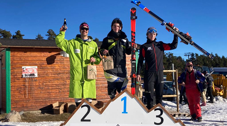 Marc Fernàndez en el primer calaix del podi (FAE)