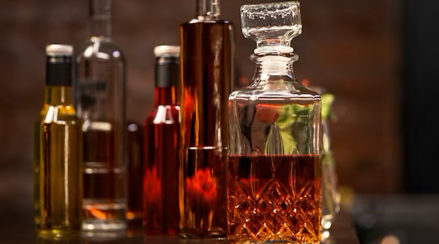 Ampolles d'alcohol (freepik)