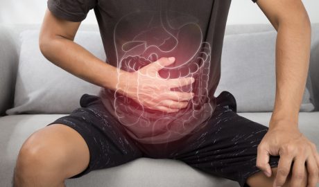 Un home patint de colon irritable