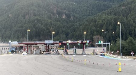 Àrea de peatge del túnel del Cadí