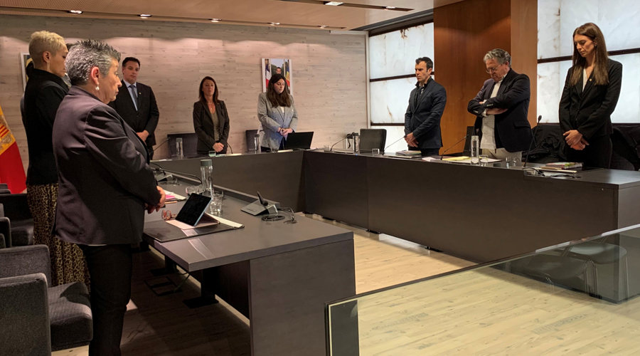 Minut de silenci al Consell de Comú d'Ordino per la mort de Pere Armengol (Comú d'Ordino)