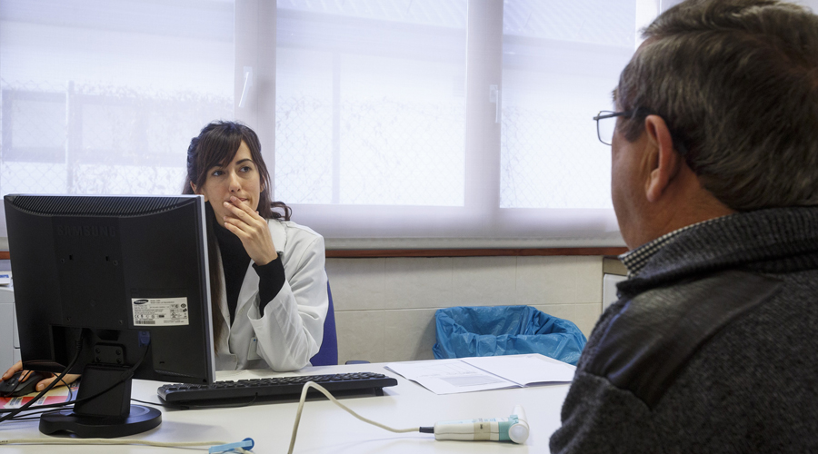 Un pacient es visita al CAP Sort (Govern.cat)