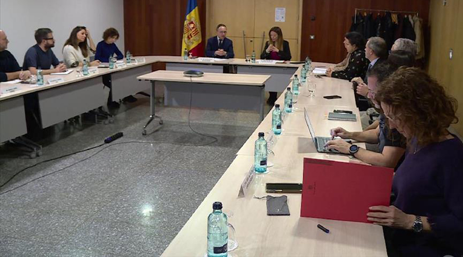 Una de els reunions del pacte d'Estat de Salut (AndorraDifusió)